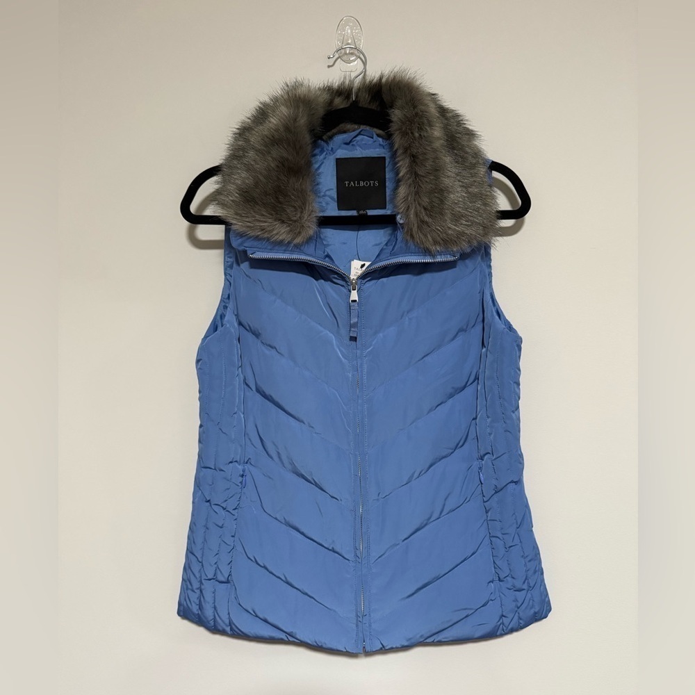 Talbots Blue Down Filled Puffer Vest Faux Fur Collar Small NWT Outdoor
